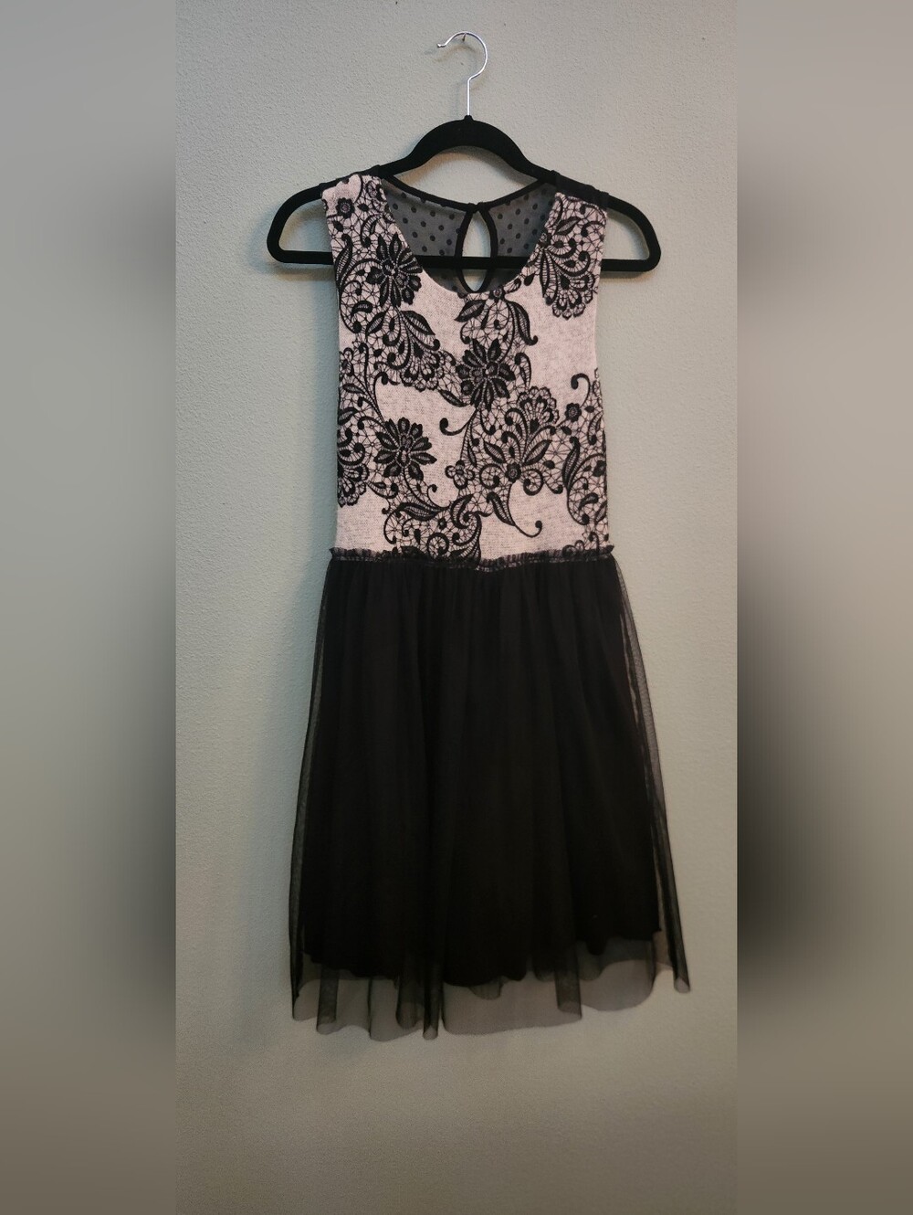Weston Wear "Made In San Francisco" Black Floral Appliqué Tulle Dress - Size M